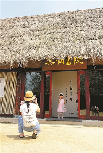 昨日良渚古城遗址公园首批预约观众入园 好评如潮